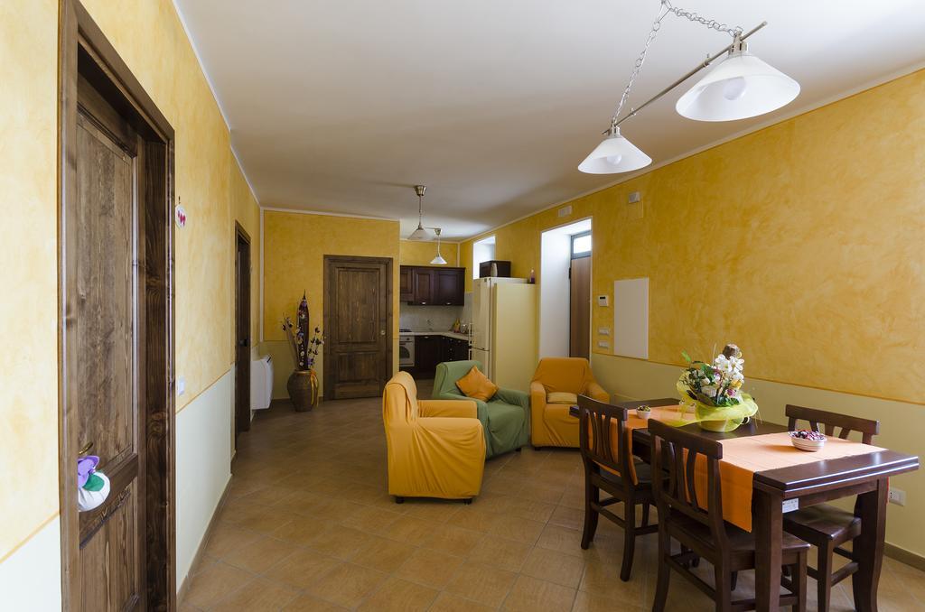 Al Casale Dei Nonni Acomodação com café da manhã Laureana Cilento Exterior foto